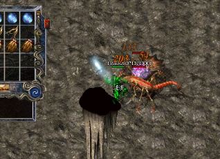 在游戏《传奇》中,事实上锻造装备的速度比击败boss更快。 在游戏《传奇》中,事实上锻造装备的速度比击败boss更快。